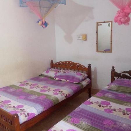 Kunam Beach Rest Inn Batticaloa Exterior foto