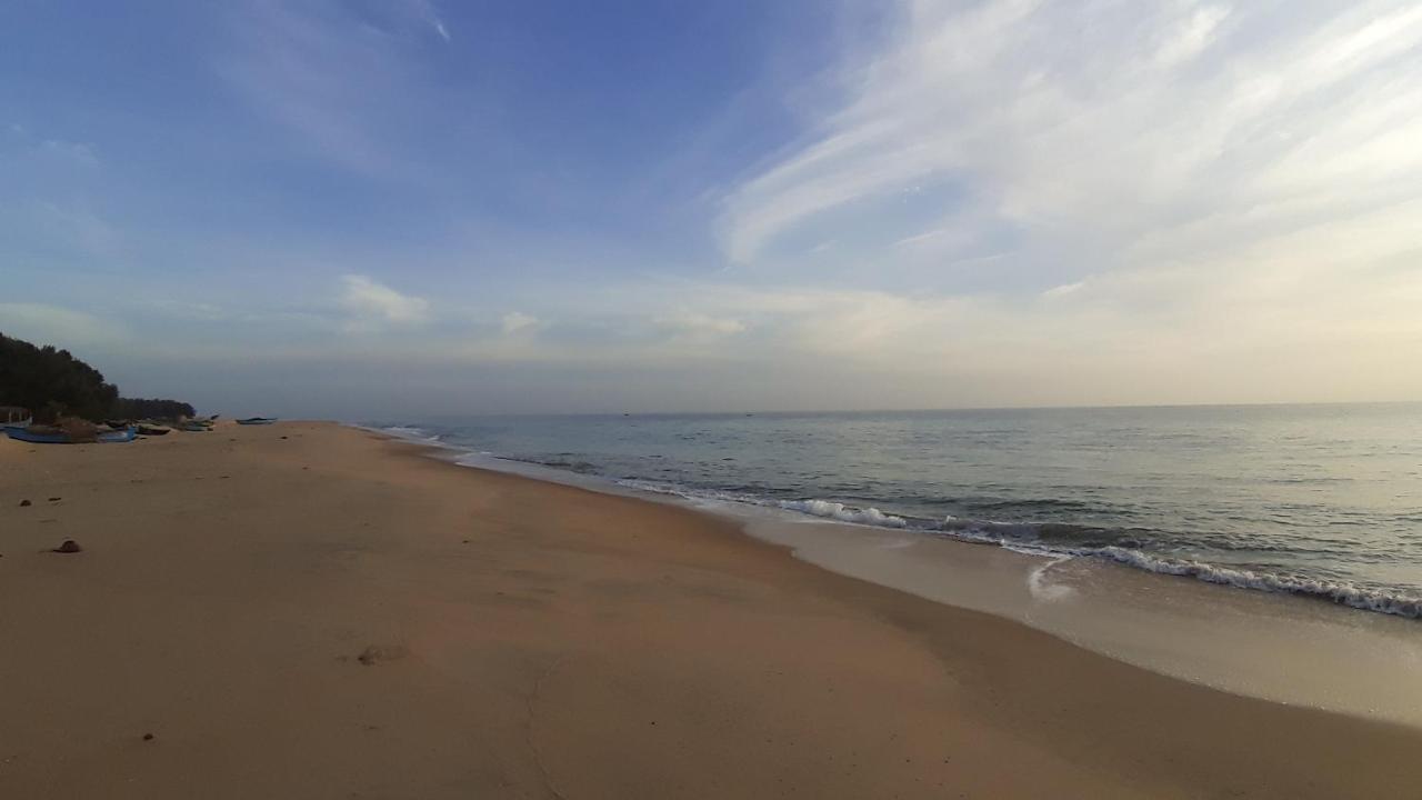 Kunam Beach Rest Inn Batticaloa Exterior foto